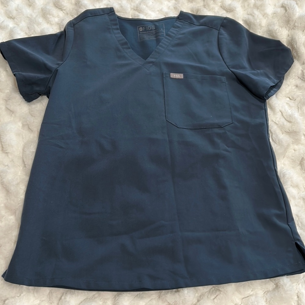 Fig navy blue top